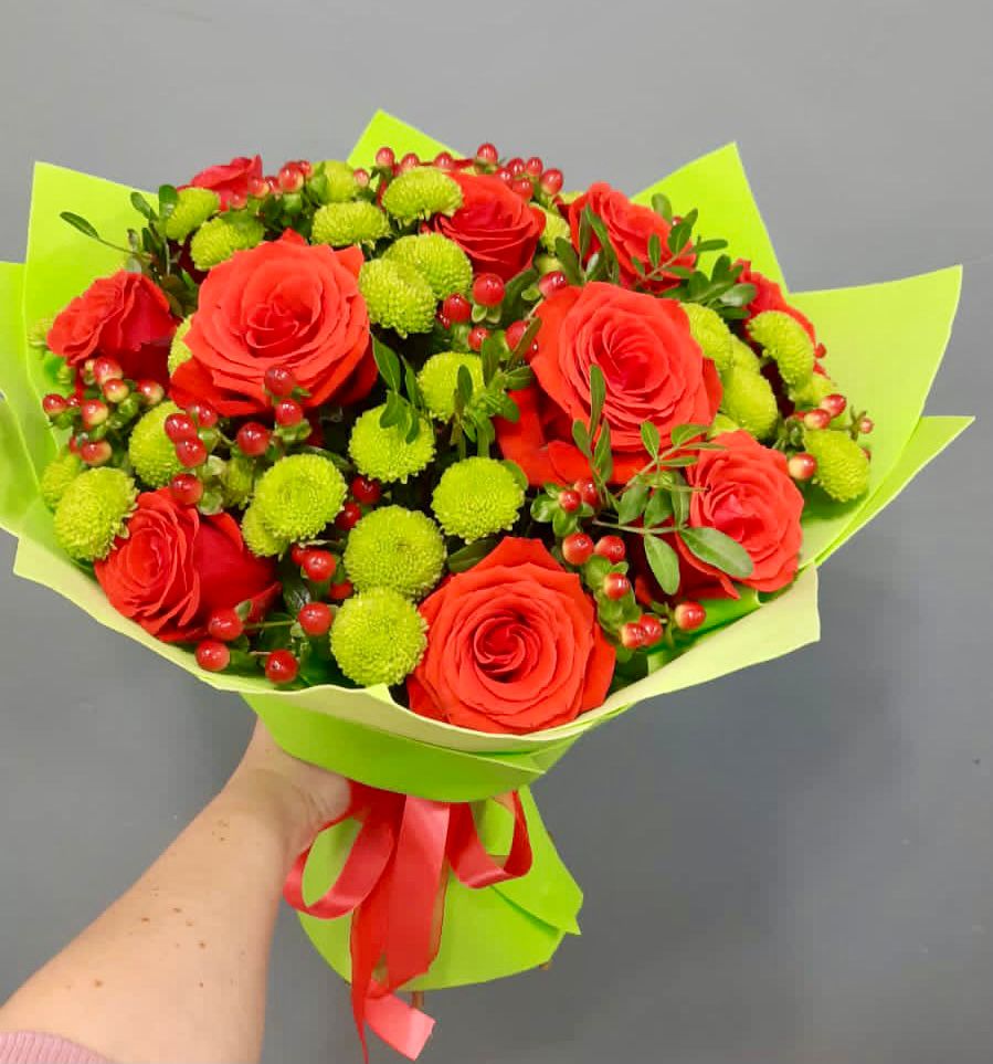 Букет цветов из: Хризантемы и Розы в Правдинском