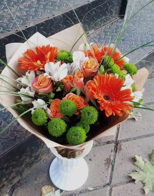 Букет цветов из: Герберы, Хризантемы, Альстромерии и Розы в Правдинском