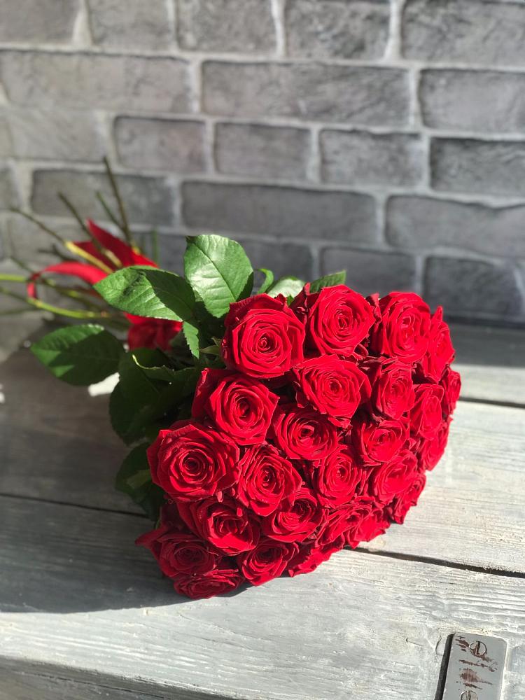 Букет Красные розы Фридом в Правдинском