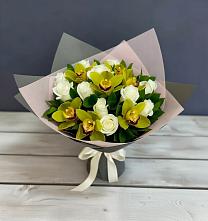 Букет цветов из:  Орхидеи и Розы в Правдинском