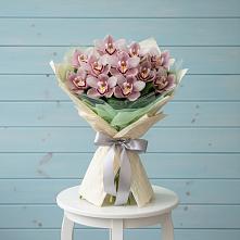 Букет цветов из:  Орхидеи и Розы в Правдинском