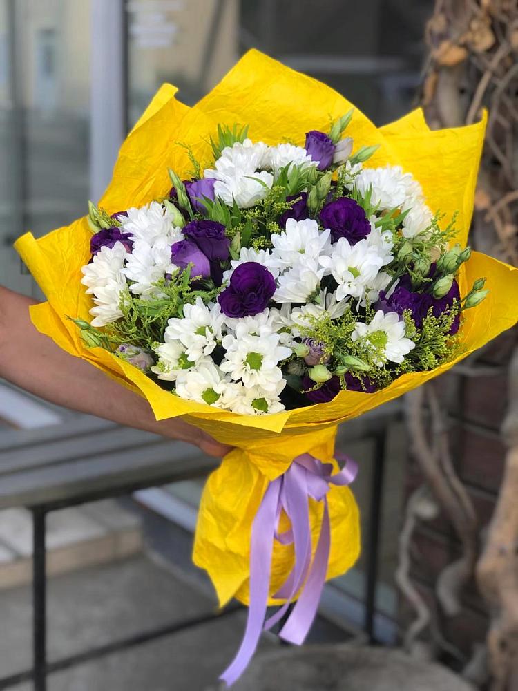 Букет цветов из: Ирисы, Хризантемы и Ромашки в Правдинском