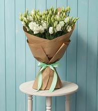 Букет цветов из:  Лизиантусы в Правдинском