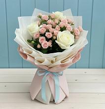 Букет цветов из:  Розы #REPLACE_PRED# Правдинском