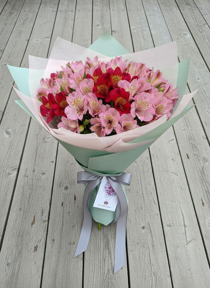 Букет цветов из: Альстромерии в Правдинском