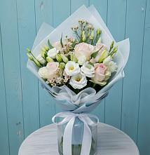 Букет цветов из:  Розы и Лизиантусы в Правдинском