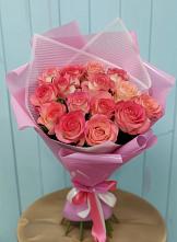 Букет 15 Розовых роз Равель в Правдинском