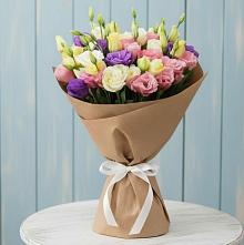 Букет цветов из:  Лизиантусы в Правдинском