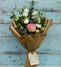 Букет цветов из:  Розы и Лизиантусы в Правдинском