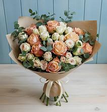 Букет цветов из:  Альстромерии и Розы в Правдинском