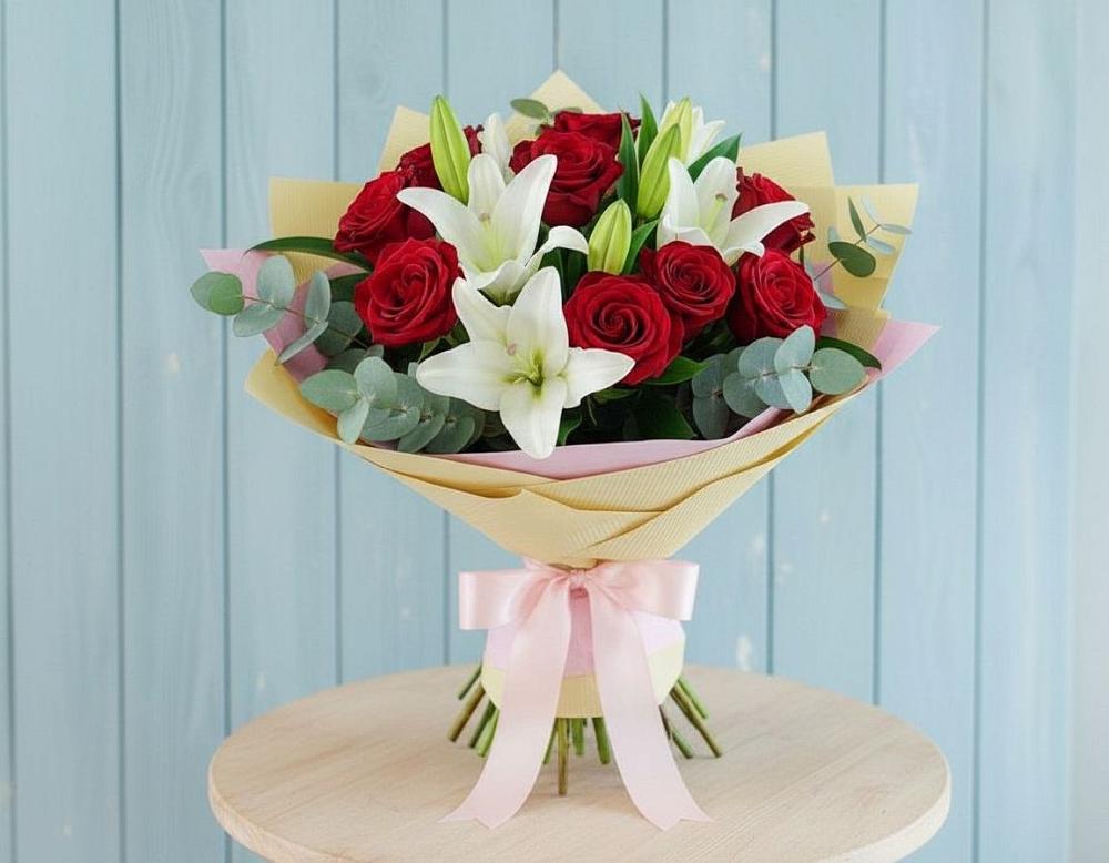 Букет цветов из: Лилии и Розы в Правдинском