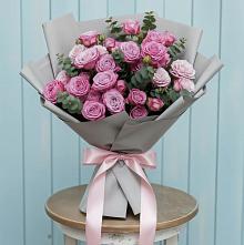 Букет цветов из:  Розы в Правдинском